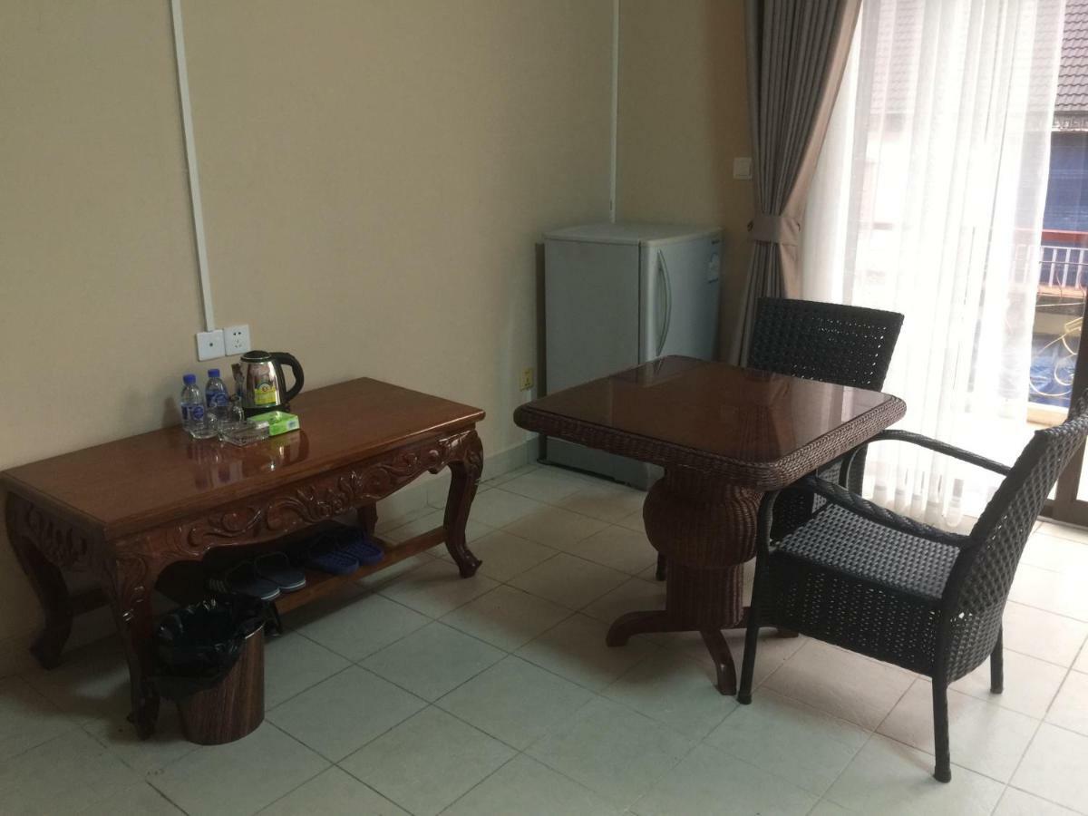 Golden Rooster Hotel Sihanoukville Eksteriør billede
